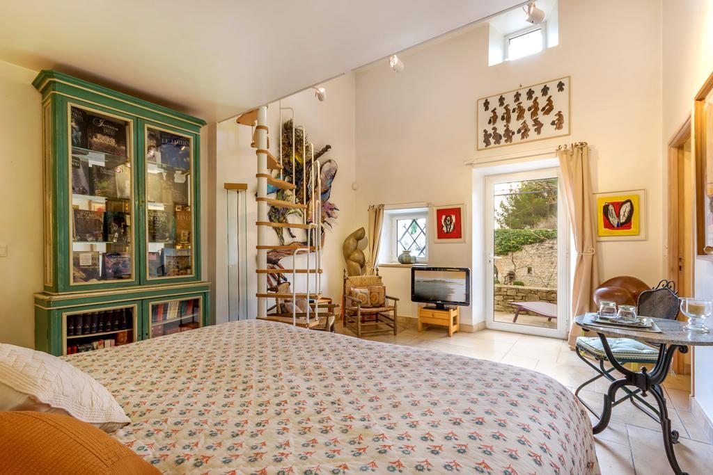 Lou Granos Bed & Breakfast Gordes Exterior photo