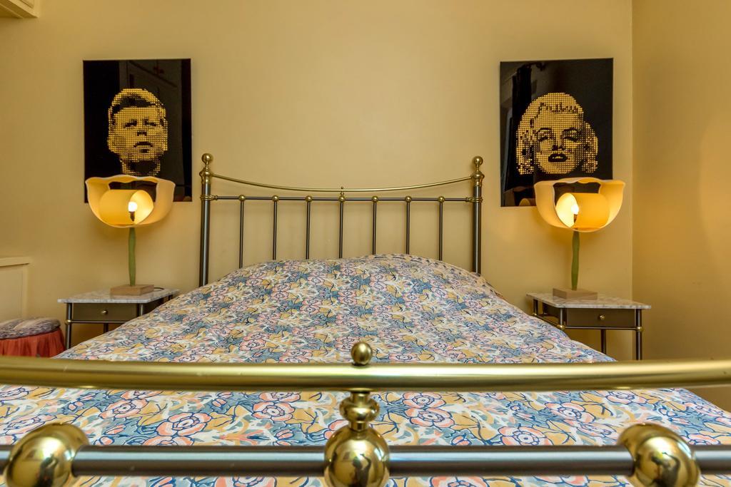 Lou Granos Bed & Breakfast Gordes Exterior photo